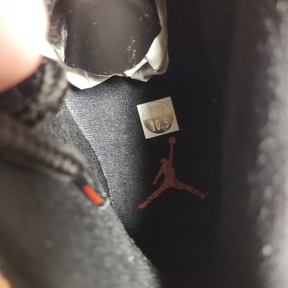 Retro Jordan 11s DEAD STOCK 72-10  10 1/2\